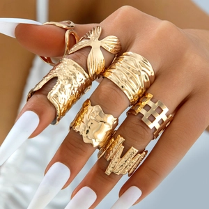 Gold Color Alloy Rings Hollow Butterfly Hammered Texture Irregular Open Adjustable Design Fashion Women Jewelry
