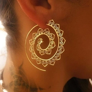 Bohemian Vintage Spiral Heart Earrings Hollow Mandala Alloy With Iron Earring Post Ethnic Statement Jewelry Women