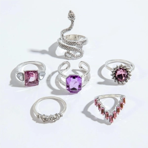 Set di 6 anelli argentati con motivo serpente e gemme rosa e viola in stile alla moda