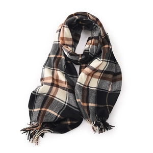 Sciarpa classica a quadretti tipo cashmere con nappe in nero bianco e motivo cammello