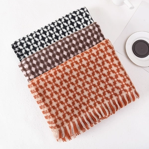 Plaid Winter Scarf Thick Warm Soft Cashmere-Like Polyester Warp Knitted With Tassels Women Girls Fashionable Neck Warmer