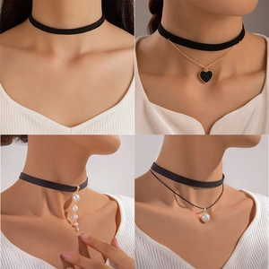 Choker Necklace For Women Black Velvet Alloy Crescent Horn Heart Pendant Faux Artificial Pearl Double Layer Adjustable Retro Style