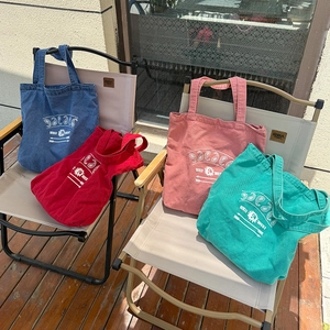 Vintage large-capacity washed canvas tote bags in four colors for outdoor lifestyle