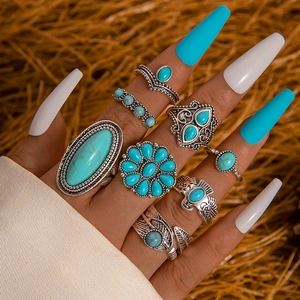 Set di anelli vintage in argento bohémien con pietre turchesi e motivi a fiori e corone