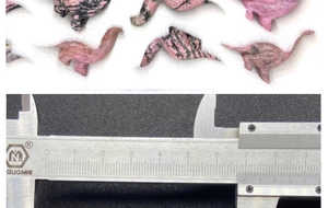 Detailed measurement of a 2.5-inch pink natural crystal dinosaur gemstone carving