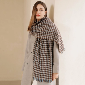 Women's Vintage Houndstooth Faux Cashmere Scarf Thick Warm Winter Plaid Shawl With Tassel For Daily Commuting Elegant Neck Warmer