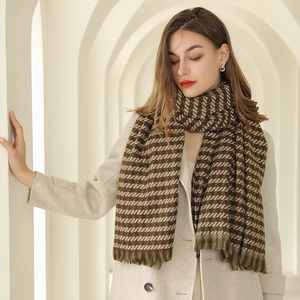 Plaid checkered thick winter scarf with fringes in brown and green for women
