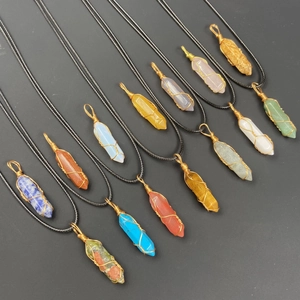Naturstein Drahtumwickelt Sechseckige Säule Anhänger Halskette Heilender Kristallpunkt Quarz Schmuck Für Damen Täglich Boho