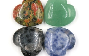 Cœurs en cristal naturel de 25mm en rubis zoisite, aventurine et labradorite polis