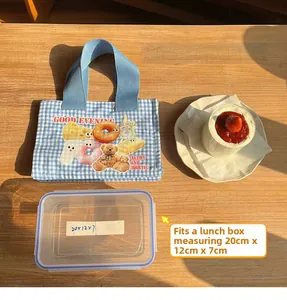 Borsa termica a quadretti blu con simpatici orsetti e manici in tessuto resistenti