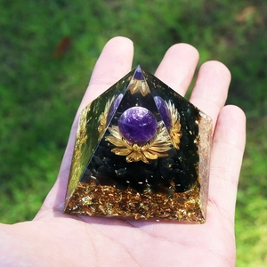 Orgone Pyramid Healing Crystal Ball Resin Ornament With Metal Lotus Gold Foil For Meditation Desk Decor Home Office