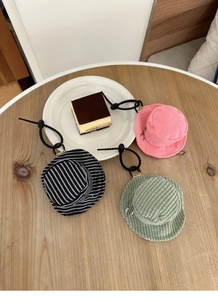 Mini fisherman hat pouch with heart zipper and cord, detail of cute keychain charms