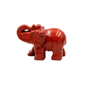 Elefante tallado a mano en jaspe rojo natural con textura de mármol negro veteado