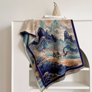 Écharpe épaisse style cachemire avec motif désert et chameaux et pompons à franges