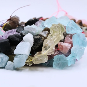 Natürliche rohe Kristall- und Fluorit-Steinperlen für DIY-Schmuckherstellung
