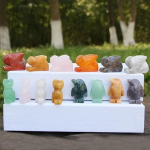 Assortimento di animali intagliati in pietre preziose da 1 pollice con conigli e pinguini