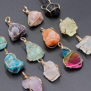 Handmade Wire Wrapped Natural Raw Stone Pendant Irregular Crystal Quartz Amethyst Rose Quartz Mineral Druzy Pendant For DIY Necklace Jewelry Making Men Women