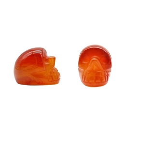 One-inch natural carnelian skull crystal carvings for Halloween home decoration