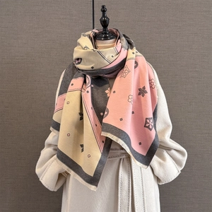 Jacquard cashmere-like scarf with floral geometric patterns and fringe tassels