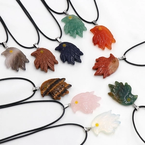 Natuurstenen adelaarskop hangers met zwarte waskoorden in verschillende kleuren