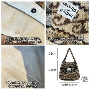 Grande borsa a tracolla in maglia Fair Isle invernale con chiusura magnetica e tasca interna