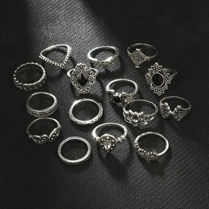 Bohemian vintage silver ring set with 15 pieces featuring black rhinestones and gems