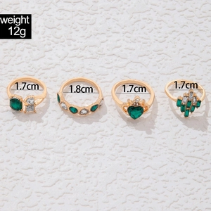 Detaillierte Größentabelle mit 1,7cm und 1,8cm Durchmesser für das Goldring-Set