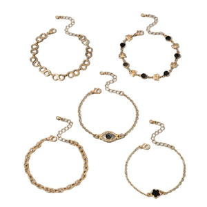 Ensemble de cinq bracelets rétro argentés avec breloques papillon, fleur et œil grec