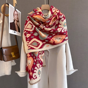Bohemian paisley cashmere-feel scarf with red jacquard pattern and fringes for winter