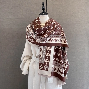 Sciarpa Jacquard Geometrica Retrò Donna Scialle Spesso Caldo Imitazione Cashmere Con Nappe Moda Elegante Invernale