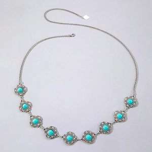 Chaîne de taille vintage argentée style bohème avec pendentifs tournesol en turquoise