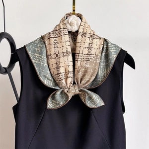 Élégant Carré de Soie en Mélange Laine et Soie pour Femmes Vintage Argyle Plaid Géométrique Imprimé Foulard Mode Navette Écharpe en Soie