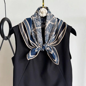 Women's Luxury Mulberry Silk Wool Blend Scarf Paris Map Print Double-Sided Square Shawl Vintage Versatile Fashion Necktie