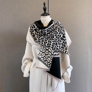 Leopard Print Patchwork Shawl Scarf For Women Thickened Warm Imitation Cashmere Pashmina With Tassels Fashion Winter Wrap