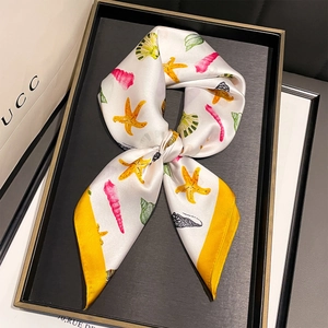 Foulard Carré Élégant Satin Polyester Imprimé Tour De Cou Léger Mode Polyvalent Pour Femmes
