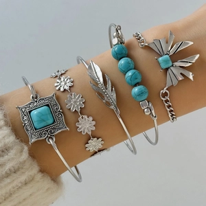 Five-piece Bohemian silver alloy bracelet set with turquoise stones and leaf feather charms