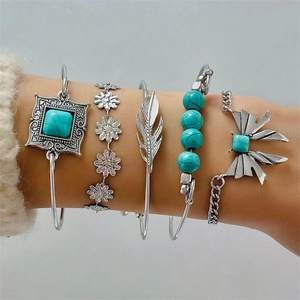 Bohemian 5-piece silver bracelet set with turquoise stones, daisy and feather charms