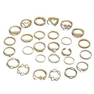 Set di 26 anelli vintage dorati con cuori traforati, strass e motivi a croce