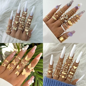 Goldene Legierung Ringe Schmetterling Herz Künstliche Perle Strass Boho Mode Schmuck Für Frauen