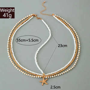Vue détaillée du bijou de tête bohème perlé avec pendentif étoile de mer et mesures