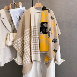 Women's autumn shawl with ginkgo and houndstooth patterns in beige and ginger yellow