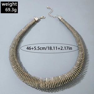 Detail der silbernen schweren Kette mit 46+5,5 cm verstellbaren Federgliedern
