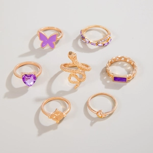 Ensemble de 7 bagues bohèmes dorées avec papillon violet et motifs serpent pour femmes