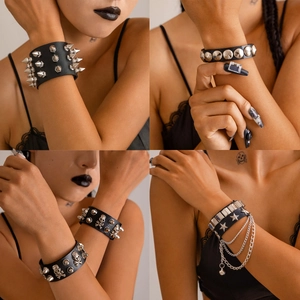 Punk Leather Bracelet PU Metal Rivet Skull Spike Chain Gothic Subculture Nightclub Style Adjustable Jewelry