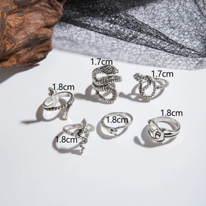 Detail view of 6-piece silver snake ring set with 1.7cm and 1.8cm diameter specifications