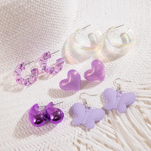 Élégant Ensemble de Boucles d'Oreilles en Alliage Acrylique Violet Cœur Papillon Géométrique Clous Créoles pour Femmes Bijoux
