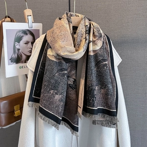 Châle épais vintage imprimé fleurs et papillons en cachemire avec franges élégantes