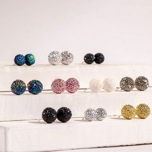 Set di 10 paia di orecchini a lobo a sfera disco colorati con cristalli micro-pave brillanti