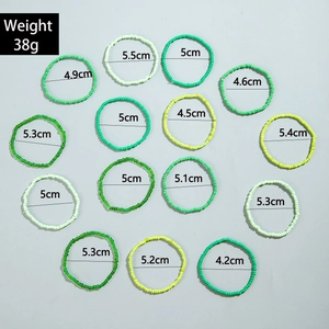 Detailed chart of 15-piece colorful beaded bracelets with size and 38g weight info