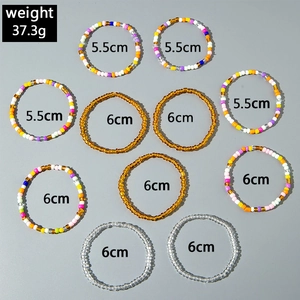 Detailed view of 10pcs bohemian beaded bracelet set with weight and size specifications